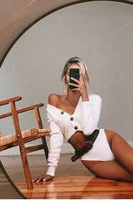 Load image into Gallery viewer, FALSE