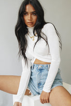 Load image into Gallery viewer, FALSE