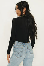 Load image into Gallery viewer, VG Cocktail Hour Top // Black