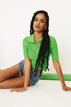 Load image into Gallery viewer, Kiki Button Front Knit Top // Green