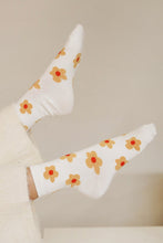 Load image into Gallery viewer, It's A Vibe Socks // White