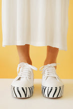 Load image into Gallery viewer, FALSE