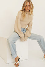 Load image into Gallery viewer, Up Close Knit Top // Natural