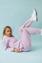 Load image into Gallery viewer, VG The Beverly Hills Sweater // Lilac