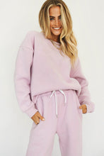 Load image into Gallery viewer, VG The Beverly Hills Sweater // Lilac