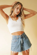 Load image into Gallery viewer, Hollywood Parties Top // White