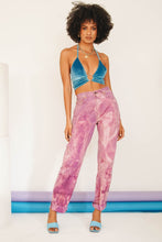 Load image into Gallery viewer, 90's Refresh Velvet Halter Top // Blue