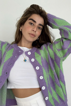 Load image into Gallery viewer, FALSE