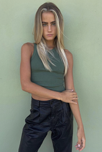 Load image into Gallery viewer, Golden Line Ribbed Top // Khaki