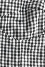 Load image into Gallery viewer, VG Cool Brit Check Crop // Black