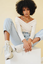 Load image into Gallery viewer, City Stories Knit Top // Cream
