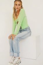 Load image into Gallery viewer, VG Switch Up Tie Front Knit Top // Lime
