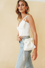 Load image into Gallery viewer, London Town Bag // White
