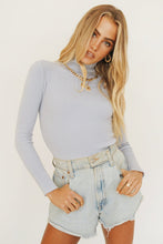 Load image into Gallery viewer, Ground Cover Knit Top // Lavender
