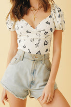 Load image into Gallery viewer, VG Screen Queen Tie Back Top // Heart
