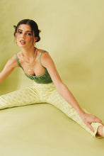 Load image into Gallery viewer, VG Close To You Floral Pants // Yellow
