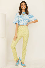 Load image into Gallery viewer, VG Close To You Floral Pants // Yellow
