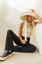 Load image into Gallery viewer, VG To The Bar Pants // Black
