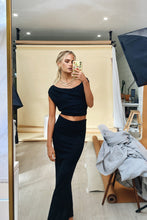 Load image into Gallery viewer, VG Watch The Runway Ribbed Tie Back Top // Black
