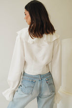 Load image into Gallery viewer, VG Feels Like A Holiday Frill Top // White
