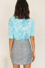 Load image into Gallery viewer, Sun &amp; Sand Mini Skirt // Floral
