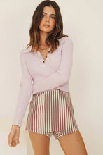 Load image into Gallery viewer, Season Forecast Button Front Knit Top // Lilac
