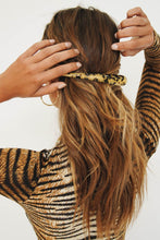 Load image into Gallery viewer, French Town Hair Clip // Leopard
