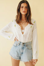 Load image into Gallery viewer, Italian Love Button Front Knit Top // White
