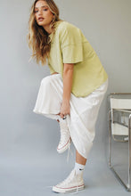 Load image into Gallery viewer, VG L.A Queen Tee // Sage
