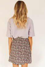 Load image into Gallery viewer, Poolside Mini Skirt // Floral
