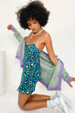 Load image into Gallery viewer, Retro Filter Button Front Knit Top // Check
